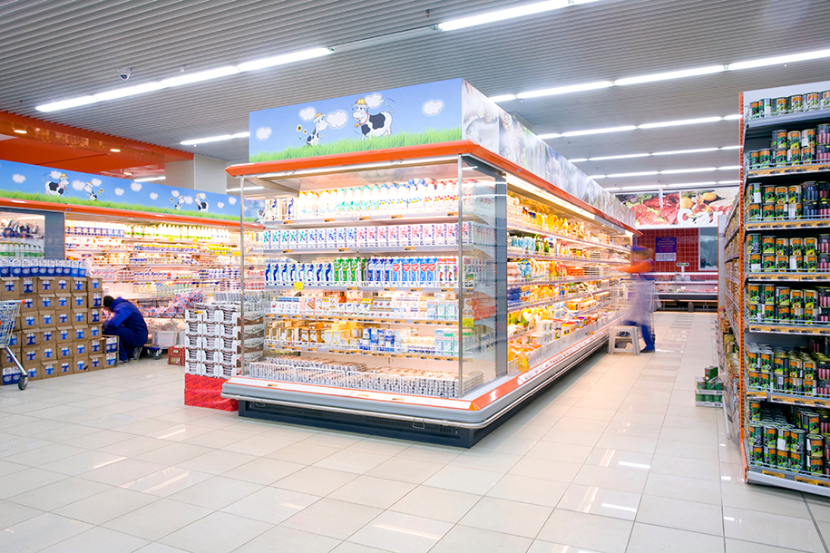 Agencement magasin à Lafox